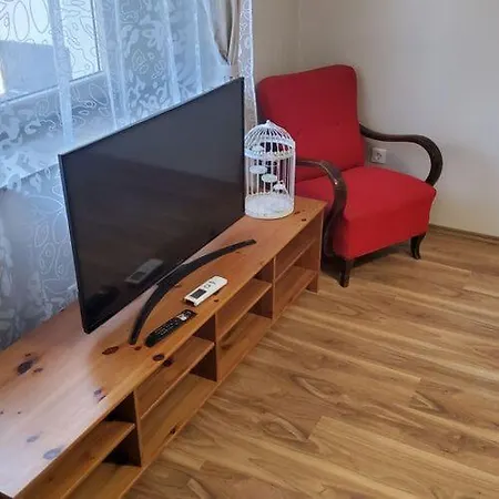 Dédi Apartman Apartman *